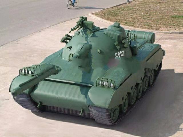 钦南军用充气坦克车