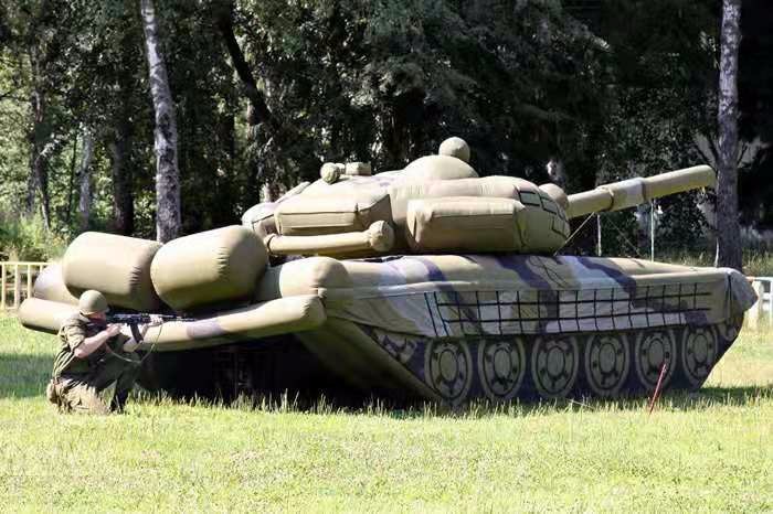 钦南大型充气坦克